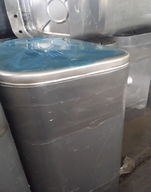 鋁油罐