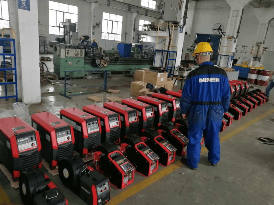 達(dá)門船舶使用麥格米特電焊機(jī)現(xiàn)場(chǎng)圖