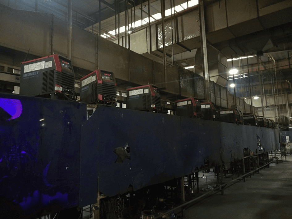 隆鑫摩托現場批量使用麥格米特工業氣保焊機